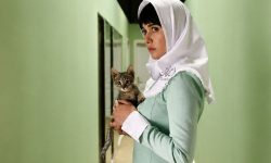 «سرریز» با حضور پریناز ایزدیار و مجتبی پیرزاده آنلاین اکران می‌شود